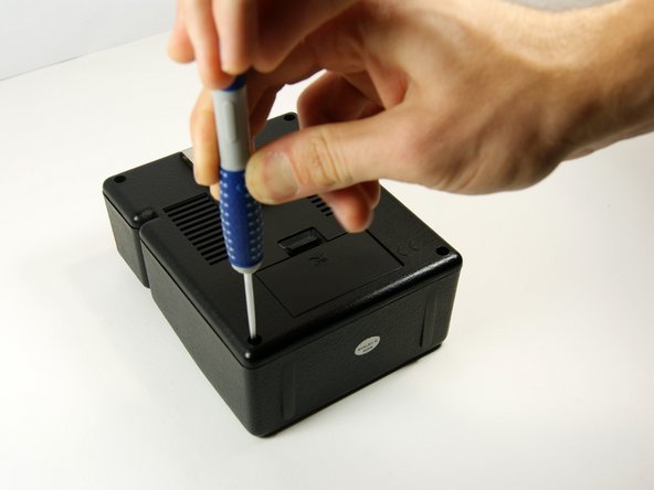 Disassembling Marshall MS-2 Partner Circuit Board: crwdns2935265:03crwdnd2935265:02crwdnd2935265:02crwdne2935265:0