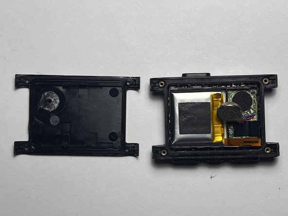 Pebble battery Replacement, Separate haptic component from back: 5 단계, 이미지 3개 중 3개