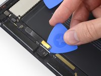 iPad 5 LTE Logic Board Replacement