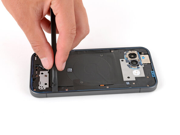 Google Pixel 9a Logic Board Replacement, Secure the adhesive: passo 67, immagine 2 di 3