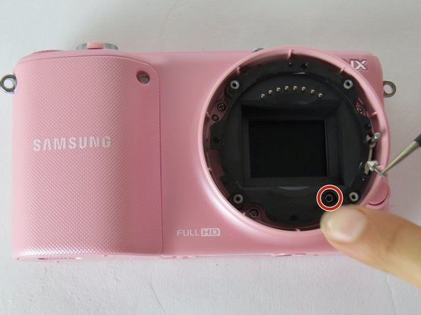 Samsung NX2000 Lens Assembly Replacement: crwdns2935265:04crwdnd2935265:02crwdnd2935265:03crwdne2935265:0