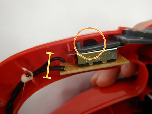 Dirt Devil Scorpion Quick Flip Circuit Board Replacement: step 3, image 2 of 2