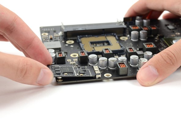 iMac Intel 21.5" EMC 2544 Logic Board Replacement: crwdns2935265:070crwdnd2935265:02crwdnd2935265:03crwdne2935265:0