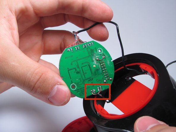 Beats Studio First Generation Motherboard Replacement, The Motherboard has Landed!: crwdns2935265:016crwdnd2935265:02crwdnd2935265:02crwdne2935265:0