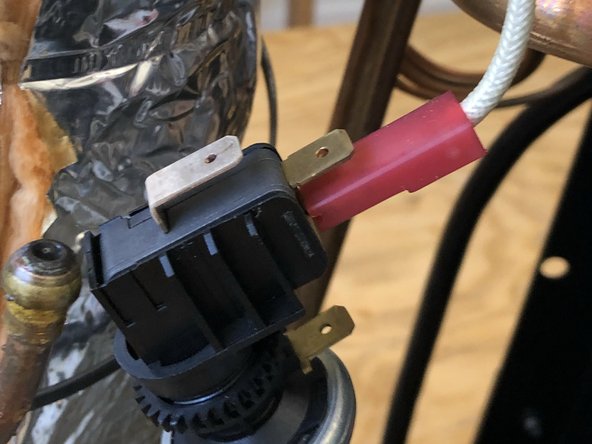 Expobar Office Lever Pressurestat Replacement, Remove the pressurestat: crwdns2935265:07crwdnd2935265:03crwdnd2935265:03crwdne2935265:0