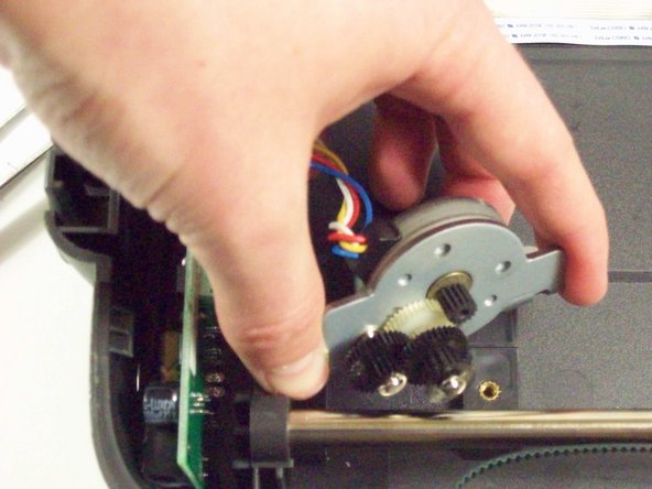 Microtek ScanMaker 5900 Motor Tread Replacement: crwdns2935265:08crwdnd2935265:03crwdnd2935265:03crwdne2935265:0