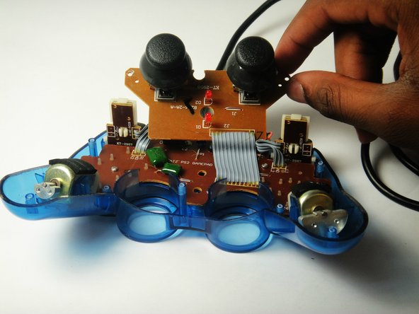 Mad Catz Dual Force 2 Pro Buttons Replacement: crwdns2935265:04crwdnd2935265:02crwdnd2935265:02crwdne2935265:0