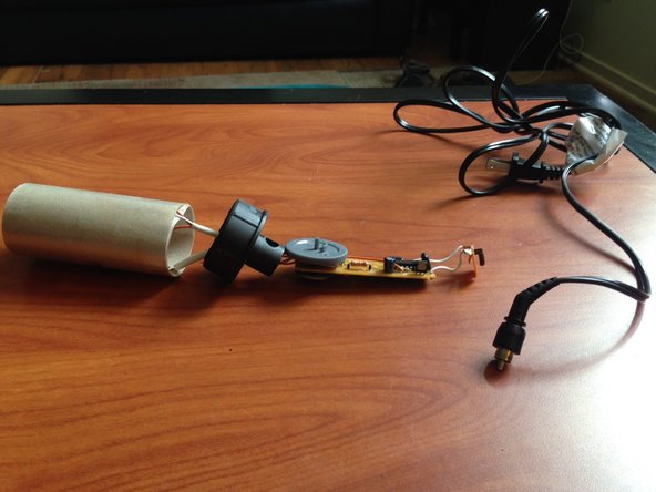 Revlon RVIR1008 Disassembly, Remove the swivel cord.: crwdns2935265:09crwdnd2935265:03crwdnd2935265:03crwdne2935265:0