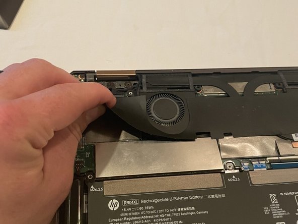 HP Spectre x360 13-aw0xxx Motherboard Replacement, Fan Assembly: crwdns2935265:04crwdnd2935265:02crwdnd2935265:03crwdne2935265:0