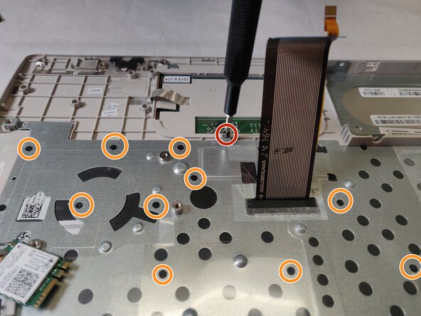 Toshiba Satellite E45t-B4204 Keyboard  Replacement: crwdns2935265:015crwdnd2935265:02crwdnd2935265:03crwdne2935265:0