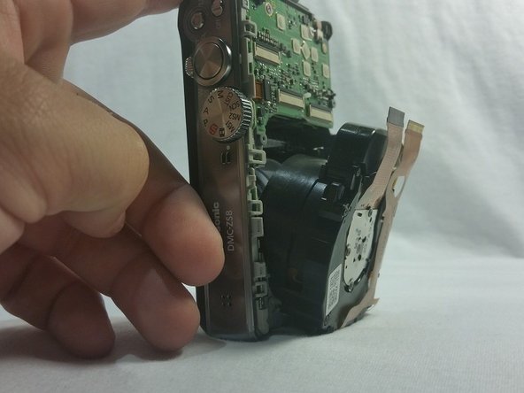 Panasonic Lumix DMC-ZS8 Lens Replacement: crwdns2935265:05crwdnd2935265:02crwdnd2935265:03crwdne2935265:0