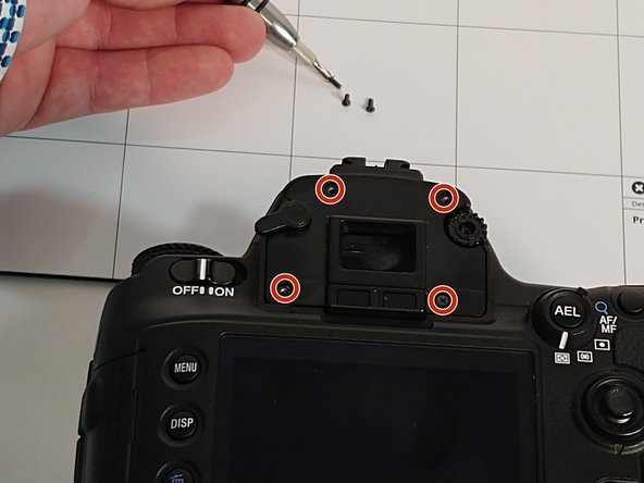 Sony Alpha DSLR- A850 Viewfinder Window Replacement, Viewfinder Window: crwdns2935265:04crwdnd2935265:02crwdnd2935265:02crwdne2935265:0