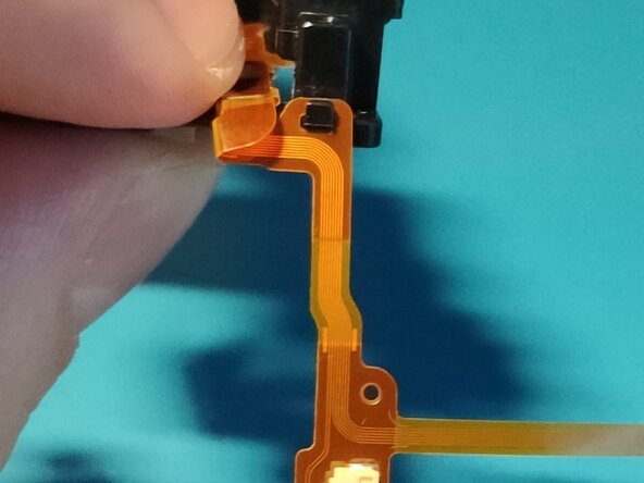 Sony A7 II Top Flex Cable replacement: crwdns2935265:043crwdnd2935265:03crwdnd2935265:03crwdne2935265:0