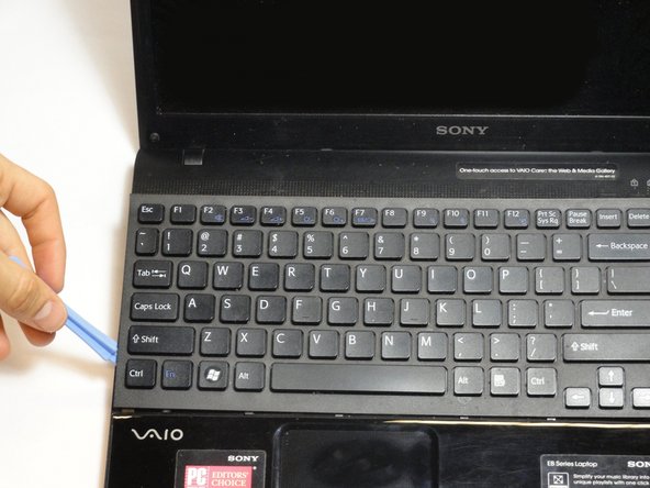 Sony VAIO VPC-EB33FM Display Replacement: crwdns2935265:019crwdnd2935265:02crwdnd2935265:02crwdne2935265:0