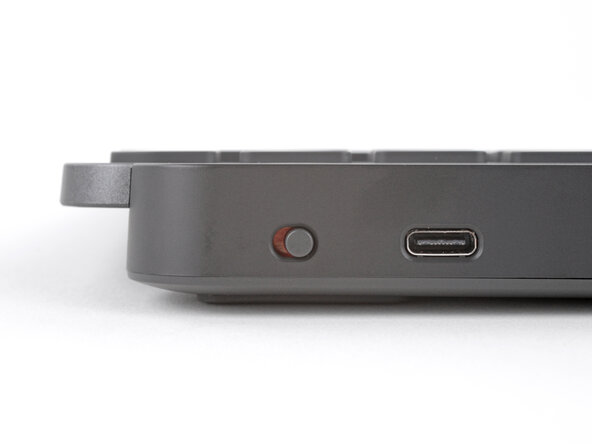 Logitech MX Keys Mini Battery Replacement, Prepare your keyboard for disassembly: crwdns2935265:01crwdnd2935265:01crwdnd2935265:03crwdne2935265:0