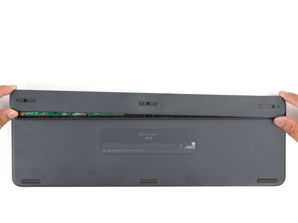 Logitech Signature Slim Solar+ Battery Replacement: crwdns2935265:05crwdnd2935265:02crwdnd2935265:03crwdne2935265:0