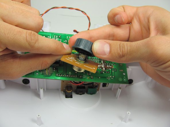 Sharper Image iPulse SI325 Light Intensity Dial Replacement: crwdns2935265:09crwdnd2935265:02crwdnd2935265:03crwdne2935265:0