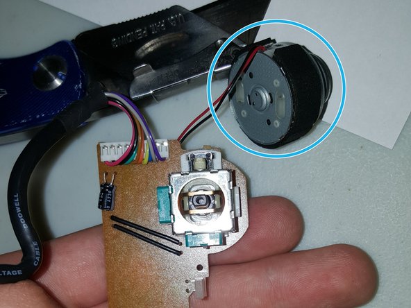 DualShock 2 Teardown+How It Works: crwdns2935265:07crwdnd2935265:02crwdnd2935265:02crwdne2935265:0
