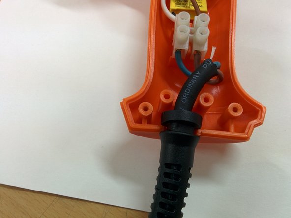 Heat Gun Disassembly, Electrical component placement: crwdns2935265:03crwdnd2935265:02crwdnd2935265:02crwdne2935265:0