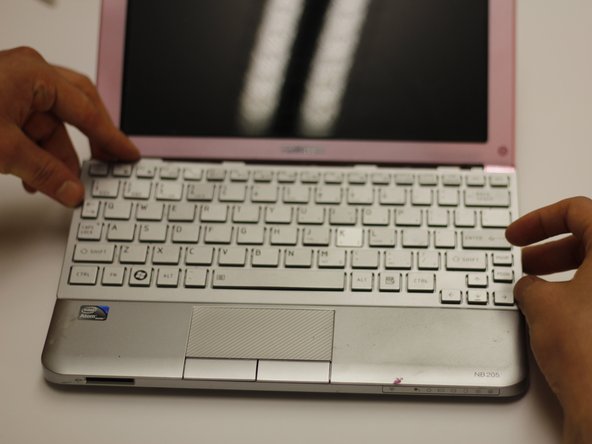 Toshiba NB205 N330PK Keyboard Replacement: crwdns2935265:07crwdnd2935265:02crwdnd2935265:03crwdne2935265:0