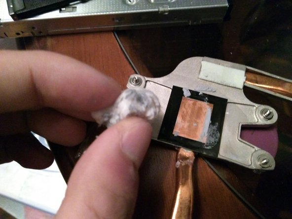 Desmontaje de laptop HP Pavilion dv4-2040us: crwdns2935265:023crwdnd2935265:03crwdnd2935265:03crwdne2935265:0