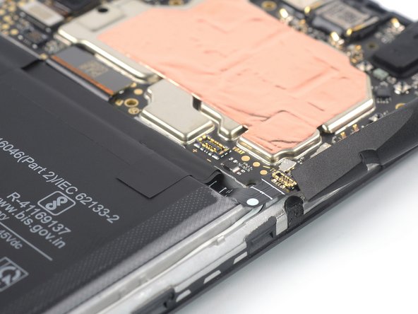 Xiaomi Redmi Note 10 5G Screen Replacement, Disconnect the battery cable: crwdns2935265:020crwdnd2935265:03crwdnd2935265:03crwdne2935265:0