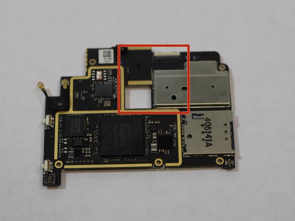 Meizu MX3 Rear Facing Camera Replacement, Removing the Camera: crwdns2935265:05crwdnd2935265:03crwdnd2935265:03crwdne2935265:0