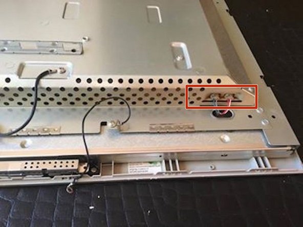 Dell SP2208WFT Capacitor Replacement: crwdns2935265:09crwdnd2935265:03crwdnd2935265:03crwdne2935265:0