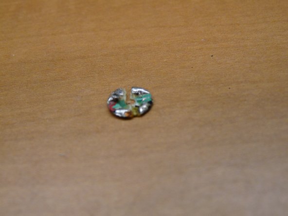 Ear bud Teardown: crwdns2935265:09crwdnd2935265:02crwdnd2935265:03crwdne2935265:0