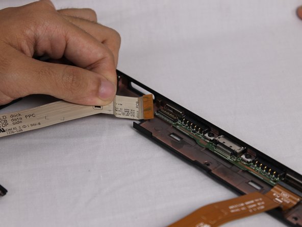 Dell Venue 11 Pro Keyboard Port Replacement, Keyboard Port: crwdns2935265:010crwdnd2935265:03crwdnd2935265:03crwdne2935265:0