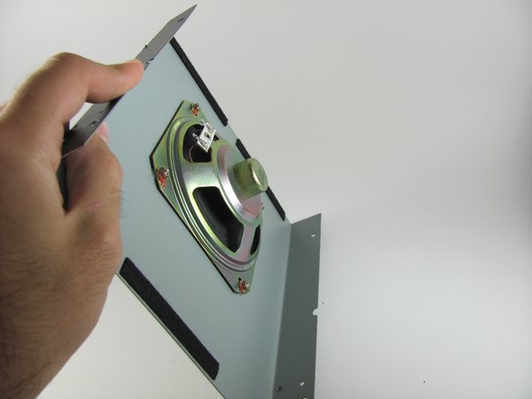 Cobra 29 LTD Classic Internal Speaker Replacement: crwdns2935265:016crwdnd2935265:02crwdnd2935265:03crwdne2935265:0