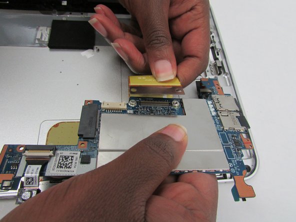 HP ElitePad 1000 G2 Motherboard Replacement: step 23, image 2 of 3