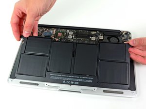 MacBook Air 11インチ Mid 2012 修理 - iFixit