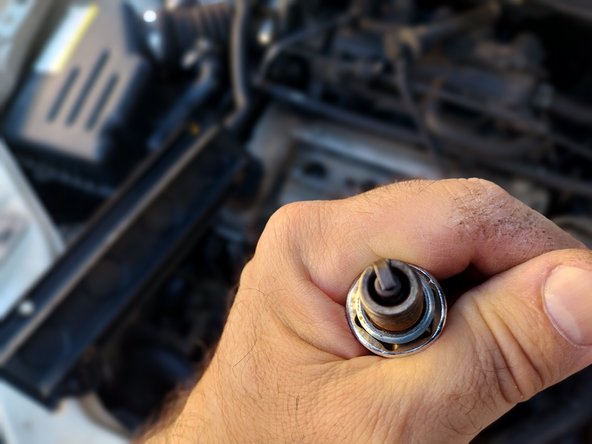 Chevrolet AVEO 2002-2011  - Mantenimiento Preventivo, Limpieza de bujias.: paso 8, imagen 3 de 3