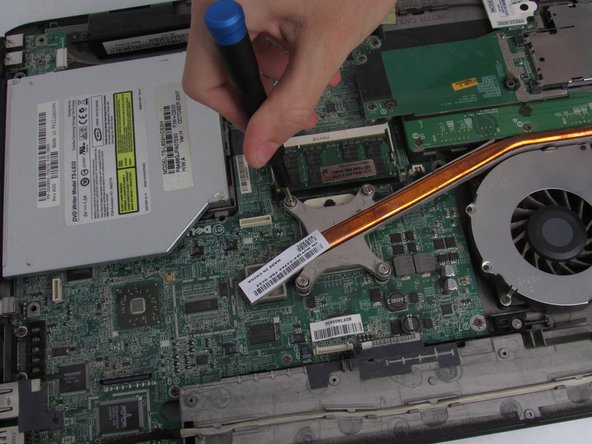 Dell Inspiron 1721 CPU Fan Replacement, Heat Sink: crwdns2935265:06crwdnd2935265:02crwdnd2935265:03crwdne2935265:0