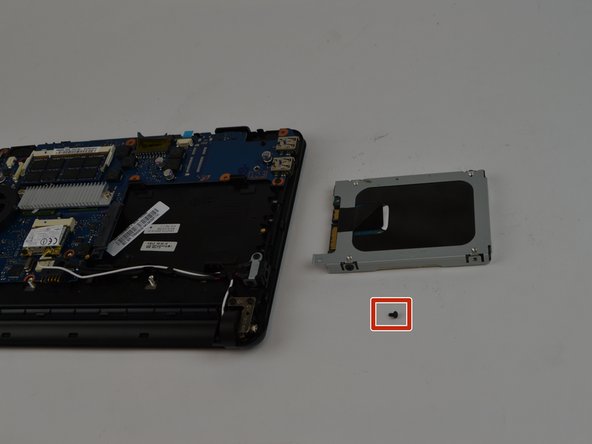 Samsung NP-130-JA01US Hard Drive Replacement: crwdns2935265:07crwdnd2935265:02crwdnd2935265:02crwdne2935265:0