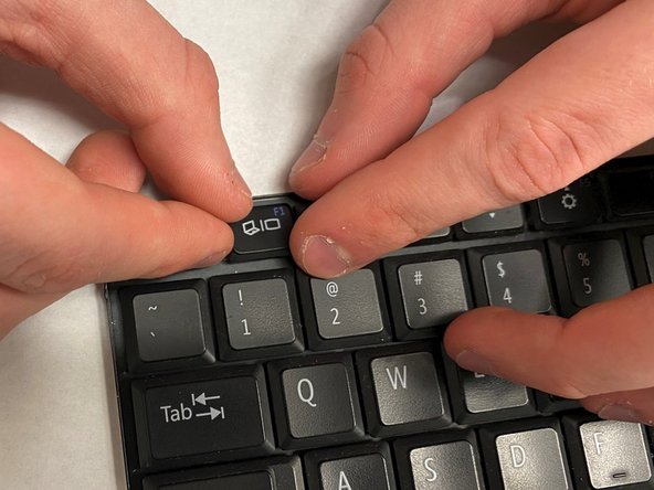 Dell Studio 1558 Keyboard Replacement: crwdns2935265:010crwdnd2935265:02crwdnd2935265:03crwdne2935265:0