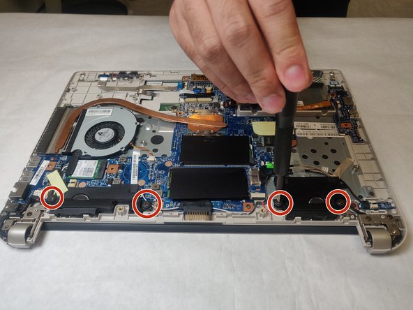 Toshiba Satellite E45t-B4204 Speaker Replacement, Speaker: crwdns2935265:04crwdnd2935265:03crwdnd2935265:03crwdne2935265:0