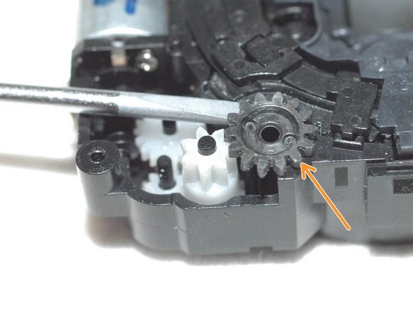 Repairing Casio Exilim EX-Z350 Lens mechanics, Disassemble lens (1): crwdns2935265:012crwdnd2935265:02crwdnd2935265:03crwdne2935265:0