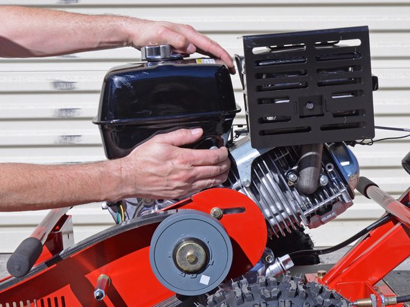 Toro Stump Grinder SGR-13 22615HD 2017 Drive Belt Replacement: crwdns2935265:010crwdnd2935265:02crwdnd2935265:02crwdne2935265:0