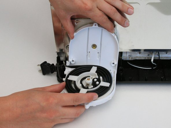 Oster 3905 Retractable Cord Replacement: crwdns2935265:018crwdnd2935265:02crwdnd2935265:02crwdne2935265:0