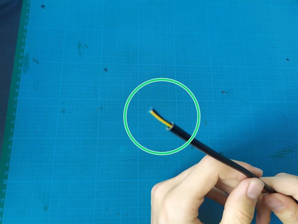 6- Montage PC Infinity, Modification du câble du ventilateur (suite): étape 6, image 3 de 3