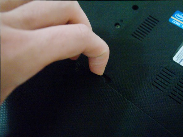 Asus U56E Laptop Screen Replacement: crwdns2935265:03crwdnd2935265:02crwdnd2935265:03crwdne2935265:0