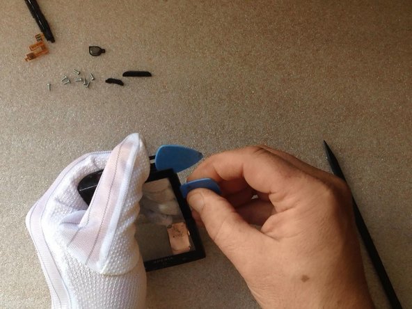 Sony Ericsson Xperia X10 Touchscreen Glass Digitizer Replacement, Touchscreen Glass Digitizer: adım 5, 3 resimden 3.