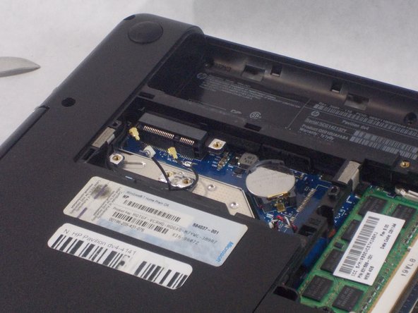 HP Pavillion dv4-4141us Wi-Fi Card Replacement: crwdns2935265:03crwdnd2935265:02crwdnd2935265:02crwdne2935265:0