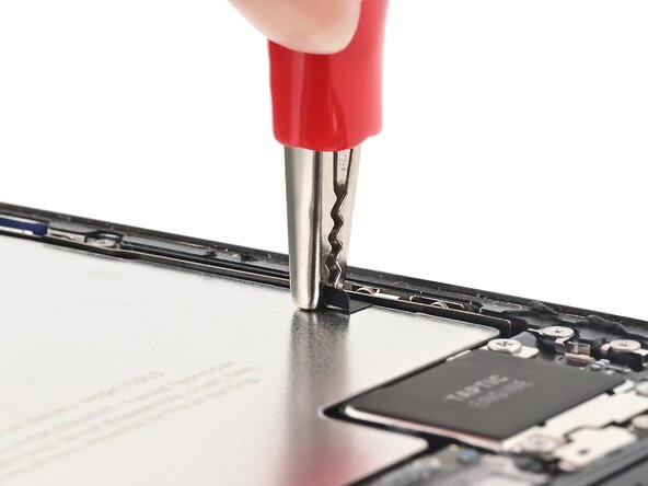 iPhone Air Battery Replacement, Loosen the second strip: crwdns2935265:028crwdnd2935265:02crwdnd2935265:03crwdne2935265:0