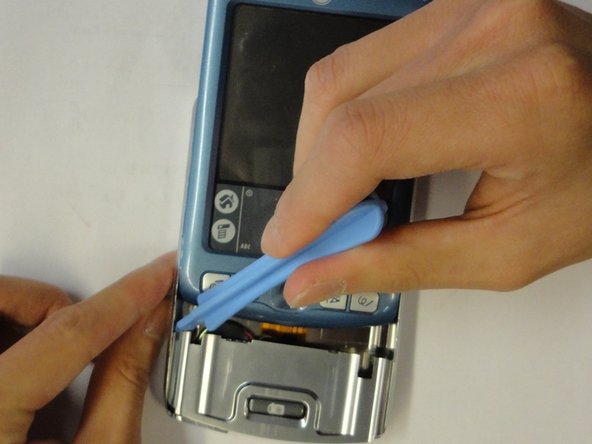 Palm Zire 71 Motherboard/Screen Replacement, Front Panel Removal: crwdns2935265:04crwdnd2935265:02crwdnd2935265:02crwdne2935265:0