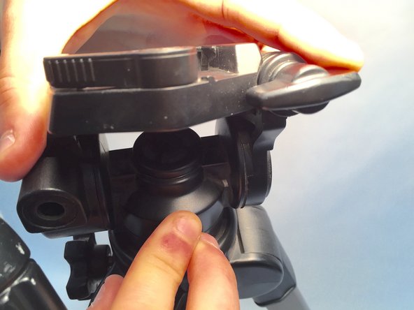 Velbon CX690 Tripod Mounting Plate Cap Replacement: 9 단계, 이미지 2개 중 2개