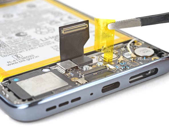 Motorola Edge (2022) Daughterboard Replacement: stap 0, afbeelding 3 van 3