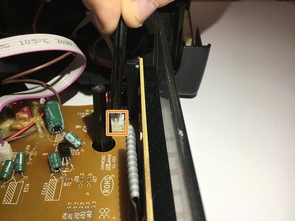 Memorex CD Alarm Clock Radio PCB Board Replacement: step 4, image 2 of 3